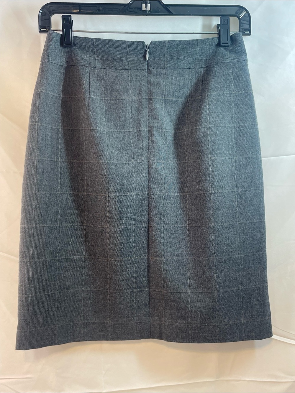 Banana Republic Gray Plaid Pencil Skirt - Picture 3 of 10